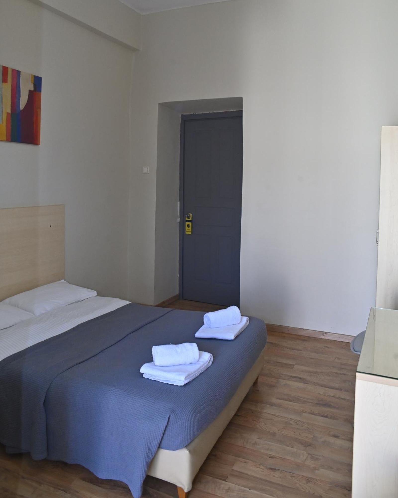 Kentrikon Hotel Chalkida Exterior photo